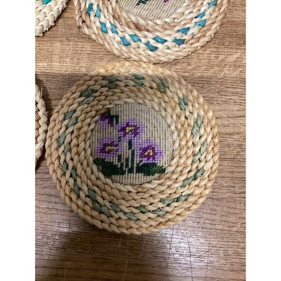 Set Of 8 Floral Woven Hot Plates/Trivets - 7”D - Picture 10 of 14